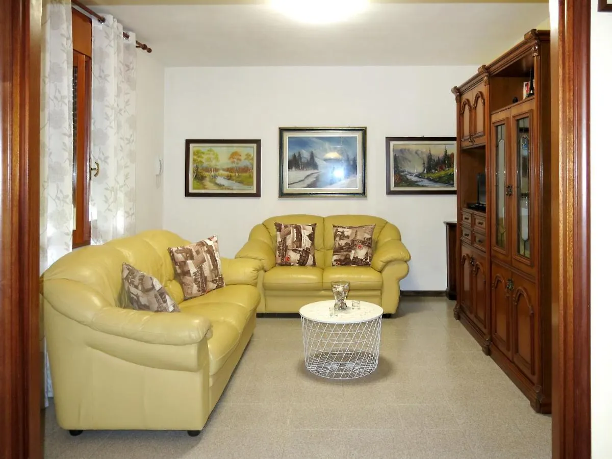 Apartment Casa Consuelo By Interhome Tombolino